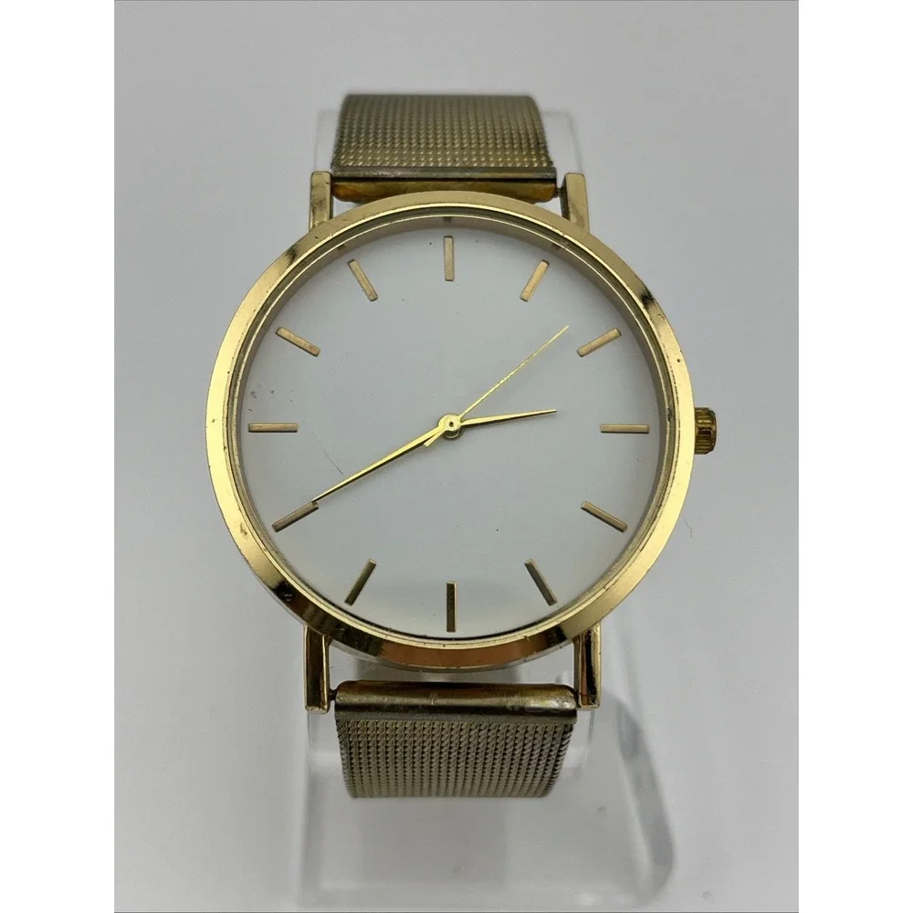 Women's Quartz Watch 40mm Round Gold Tone Mesh Metal Band- New‎ Battery